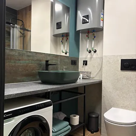 Nyaraló Przystanek Wiezyca, Premium Z Prywatna Sauna